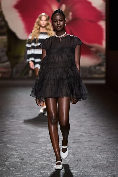 Look 56